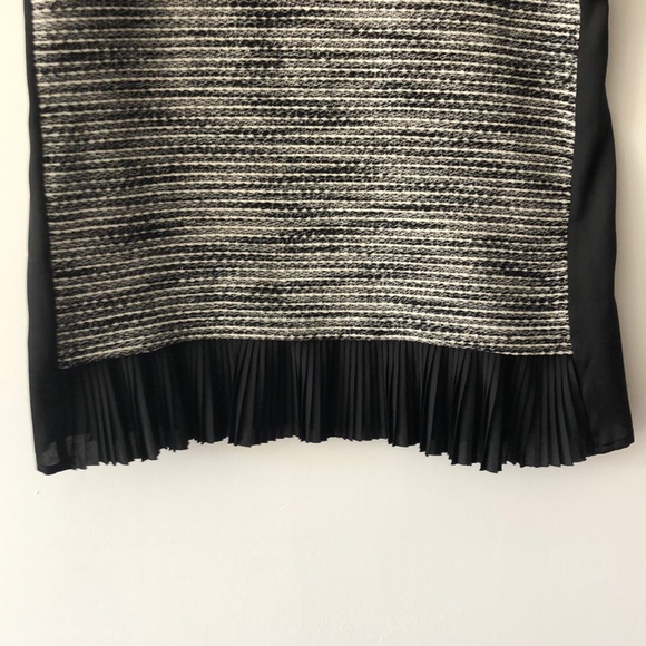 Anthropologie Clu + Willoughby Pleated Tweed Top! - Picture 3 of 8